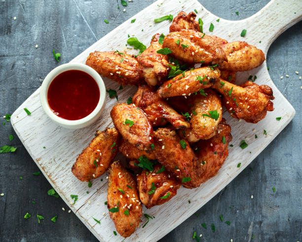 Large pizza with free wings and drink deal